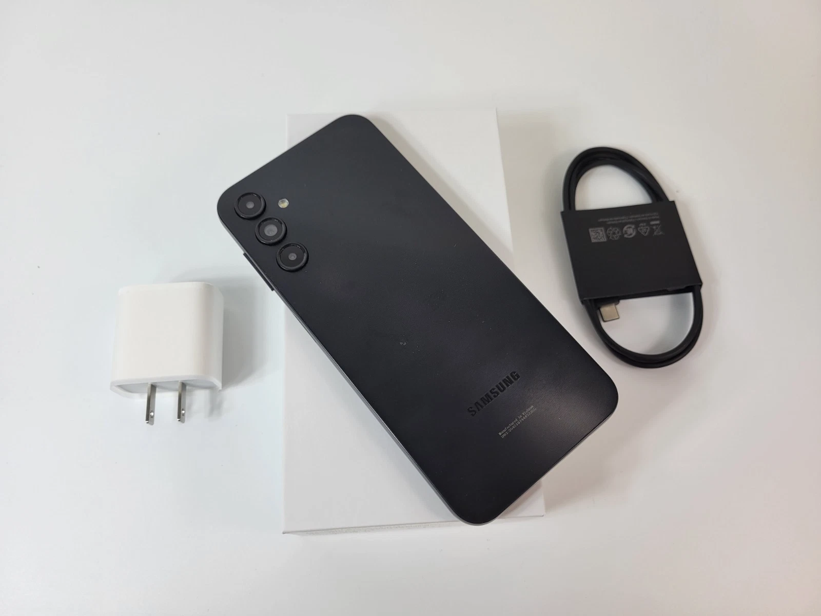Samsung Galaxy A14 5G Factory Unlocked - 64GB US Version أسود - Excellent, 5 image