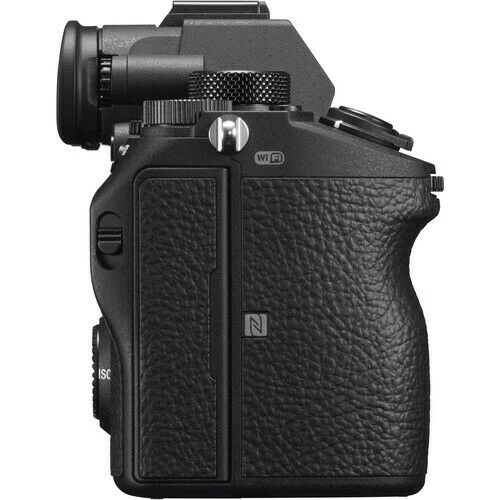 Sony Alpha a7 III Mirrorless Digital Camera (Body Only), 10 image